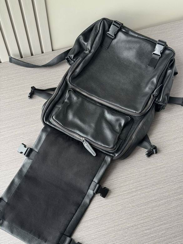 6890 42X30X13cm WP 7