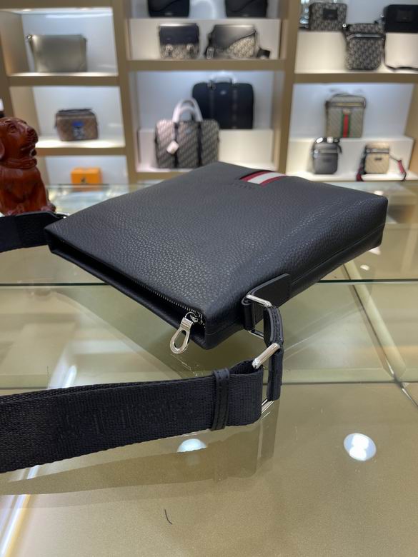 7008-4 25X27X6cm WP 2