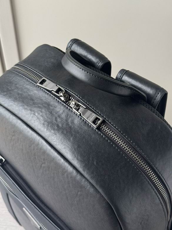 7018 31X42X19cm WP 4