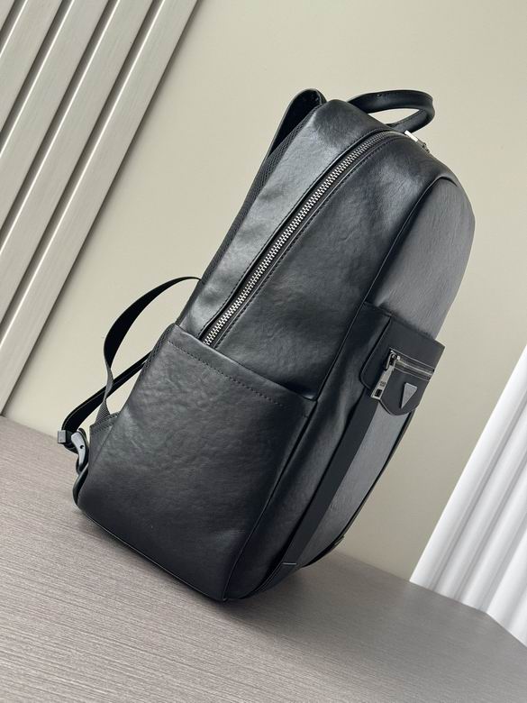 7018 31X42X19cm WP 5