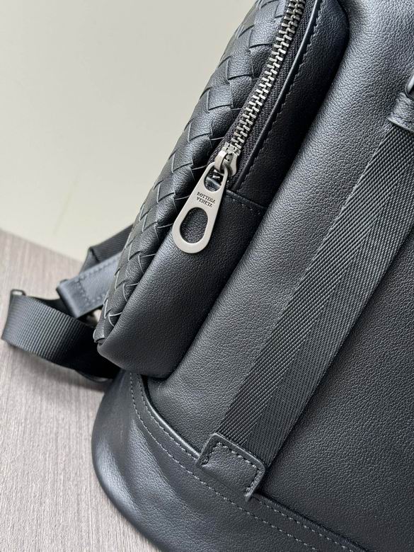 7040 30X42X15cm WP 4