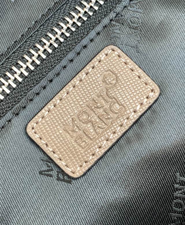 7068-5 26X18X7cm WP 8