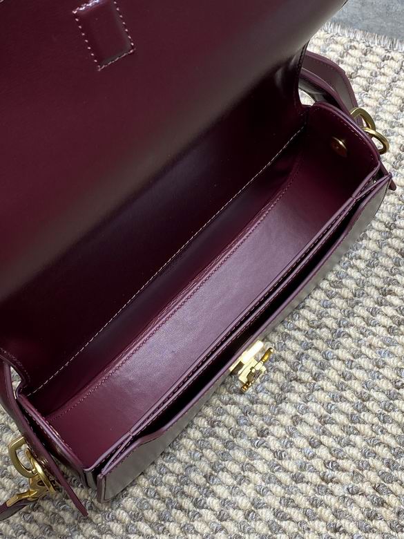 787671 24X15X5cm MT 8