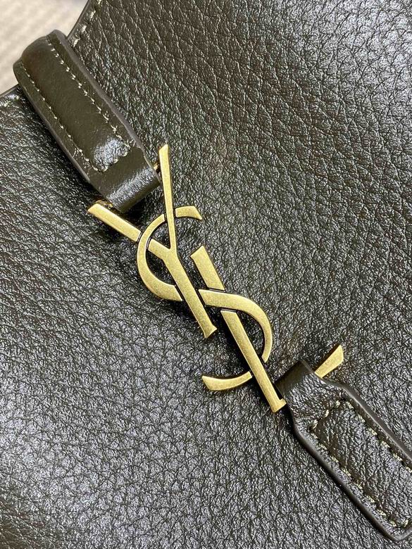 809461 15X16X7cm MT 3色 5