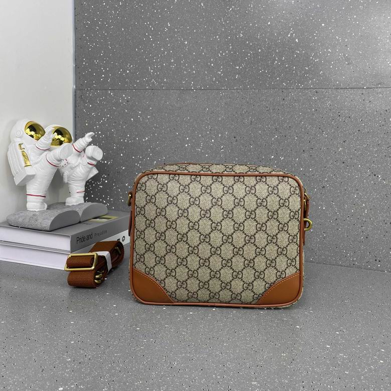 821160 23.5X18X8cm WP 2色 12