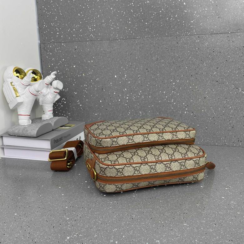 821160 23.5X18X8cm WP 2色 15