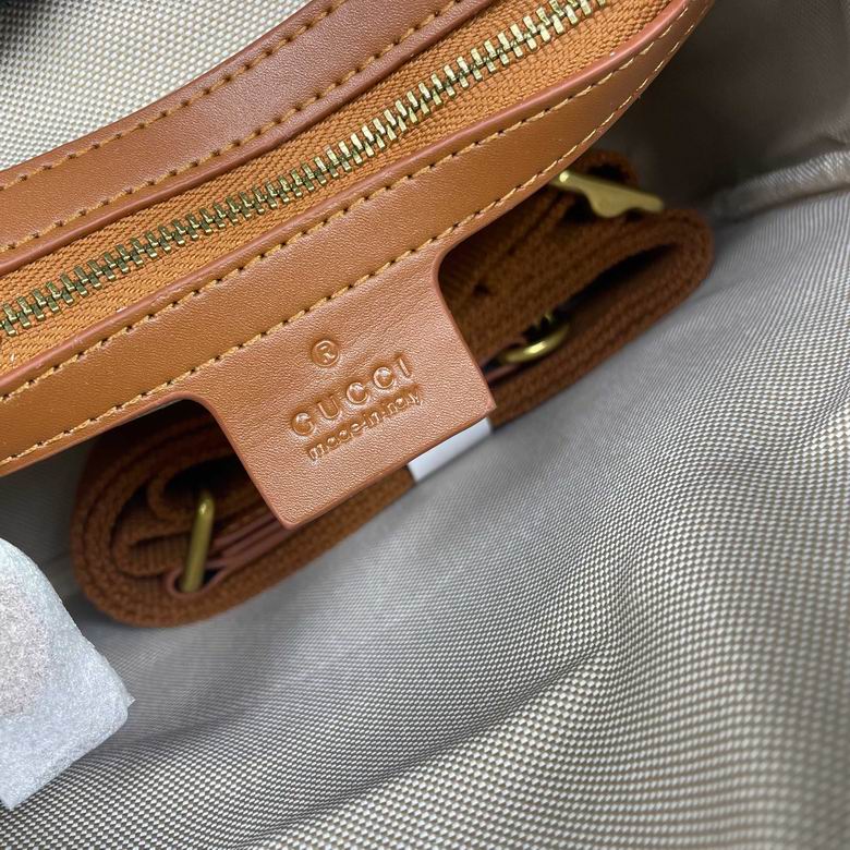 821160 23.5X18X8cm WP 2色 17