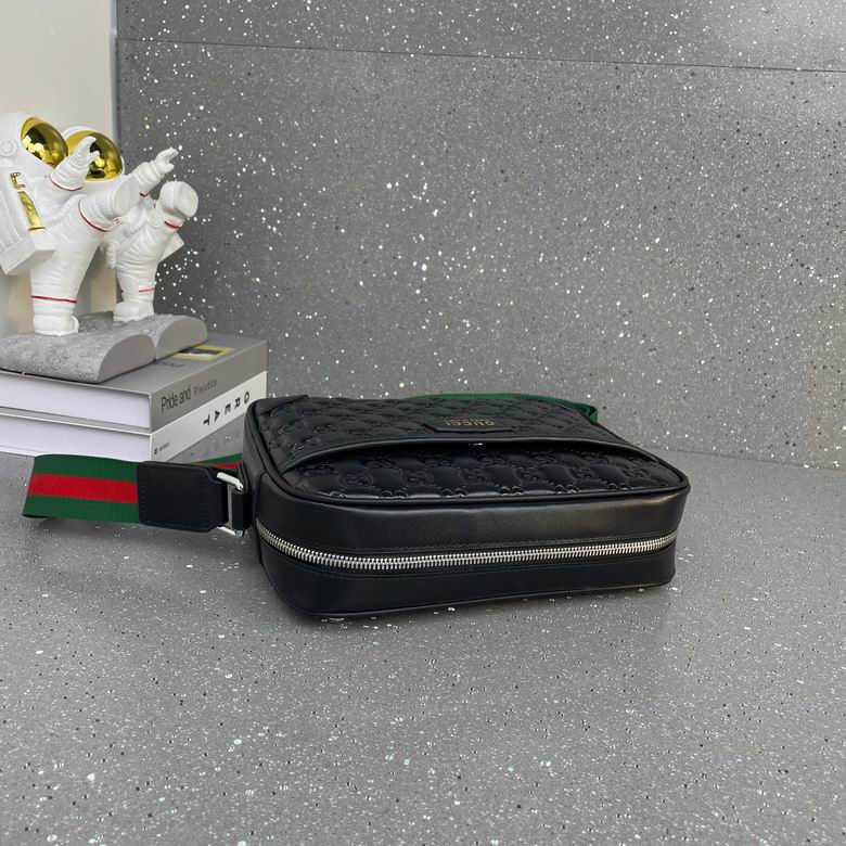 8813-3 24X17X7cm WP 4