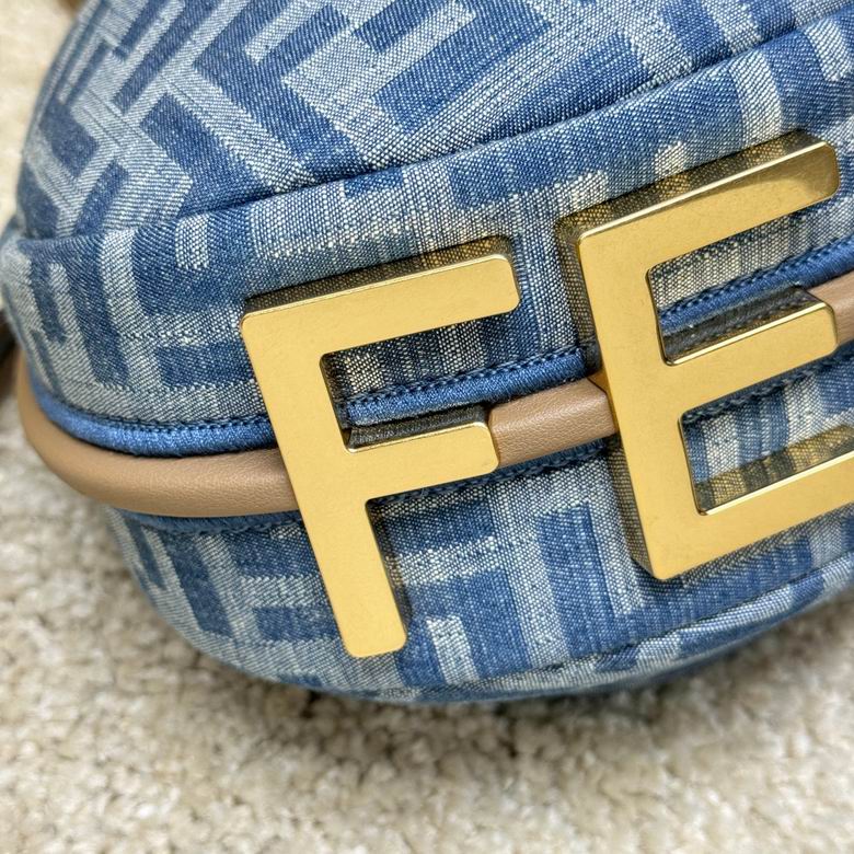 9911 20X13X7.5cm WP 6