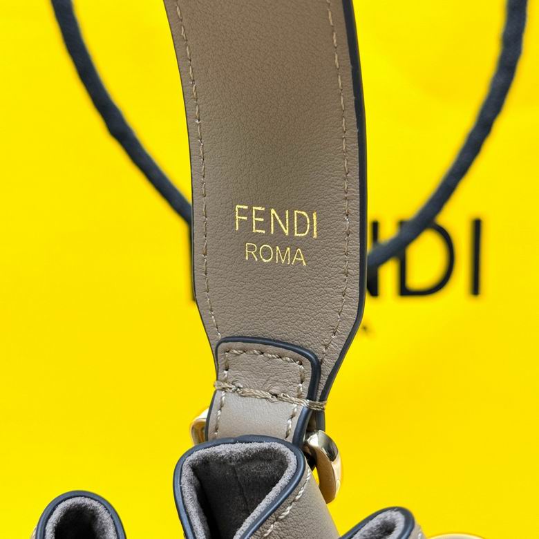 9913 12X18X10cm WP 6