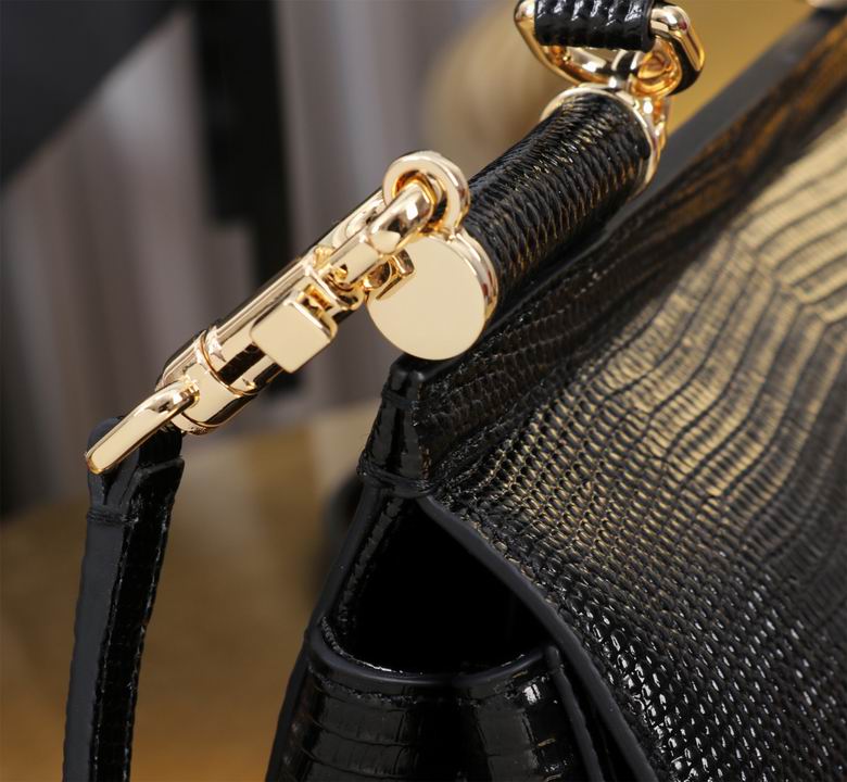 BB6111 11X18X6cm BG 8色 33