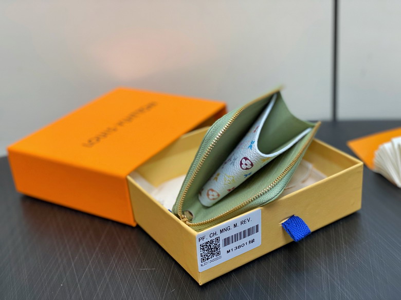 Compact M13801 11x8 5x1 5cm gf2_7