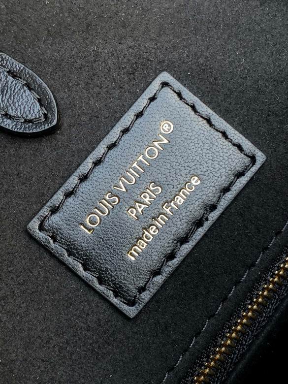 Cruise M13137 36X10X37cm WP 7