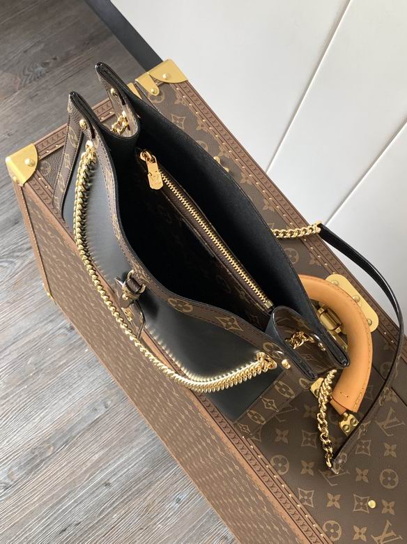 Cruise M1314 20X9X31cm WP 5