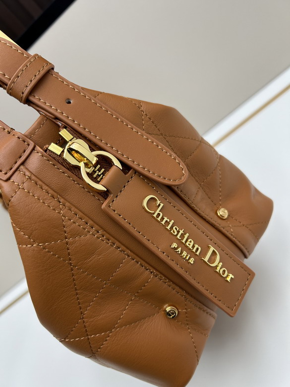 Dior journey 0338 33x16x15cm jj_4