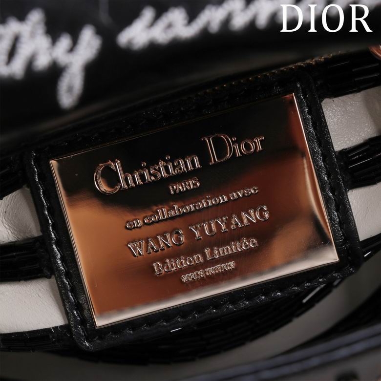 M050502 17X15X7cm HX 8