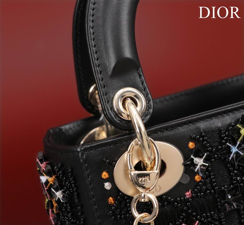 M050511 17X15X7cm HX 7