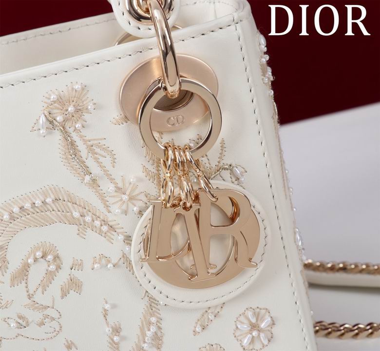 M050538 17X15X7cm HX 8