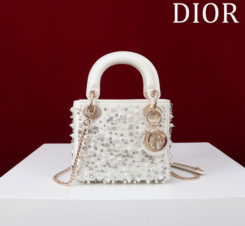 M0505811 17X15X7cm HX 0