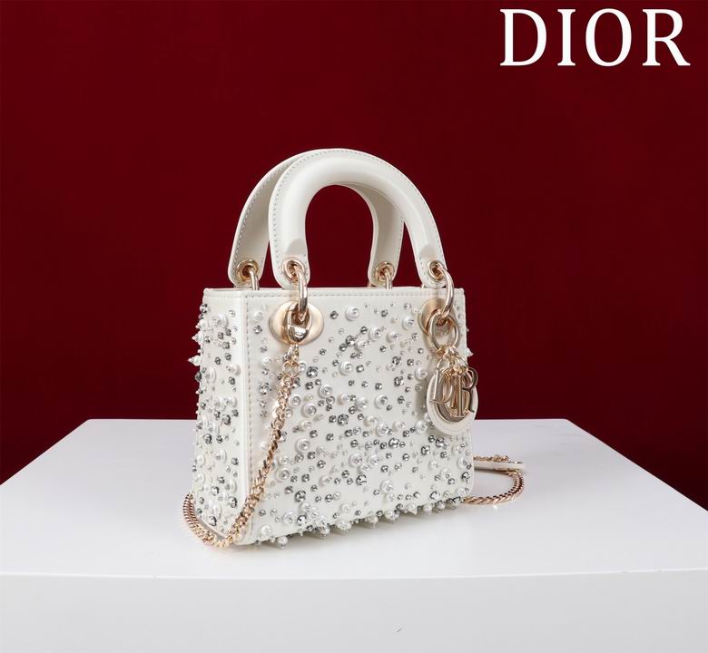 M0505811 17X15X7cm HX 1