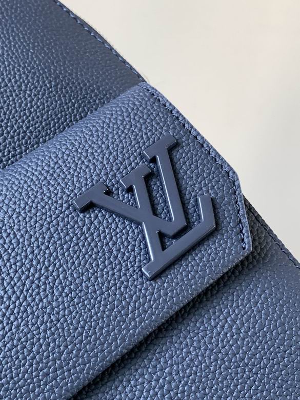 M11601 20X30X4cm WP 4