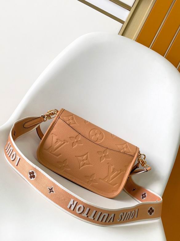 M11817 23X16X8.5cm WP 2