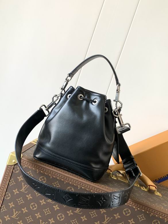 M13985 24X16X22cm WP 1