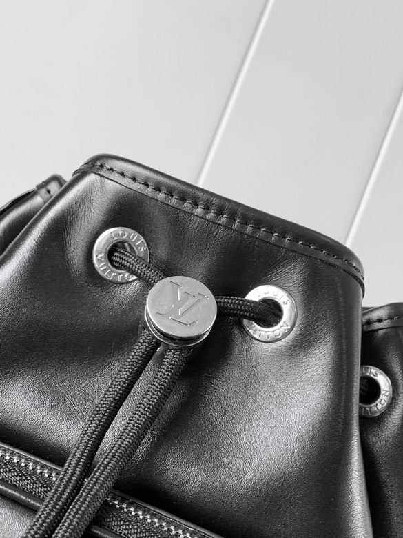 M13985 24X16X22cm WP 3