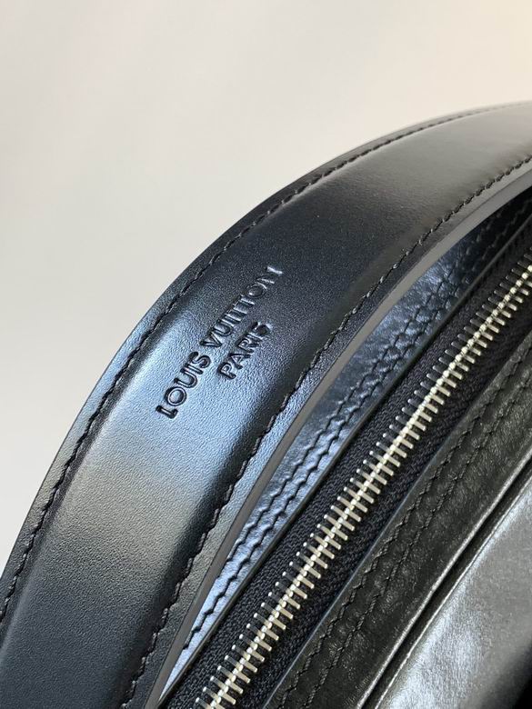 M13987 25X17.5X11cm WP 6