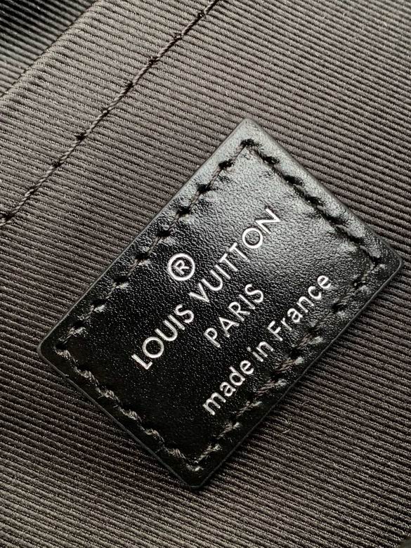 M13987 25X17.5X11cm WP 8