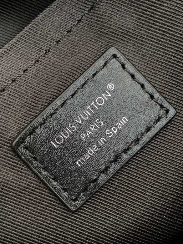 M13988 15X11X25cm WP 8