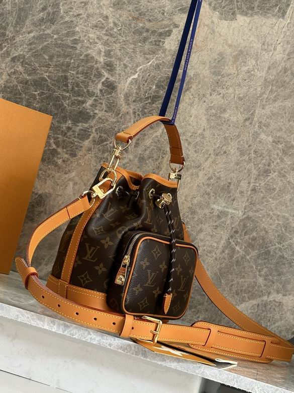 M14017 24X16X22cm WP 1