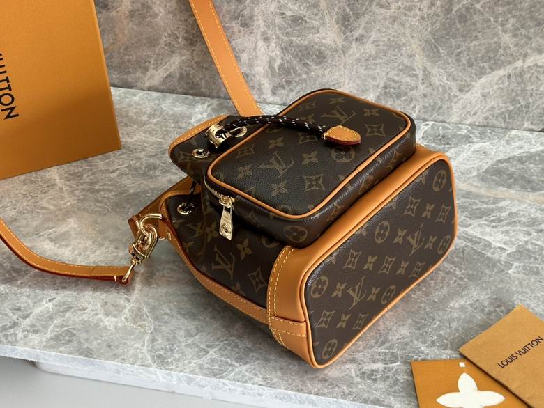 M14017 24X16X22cm WP 3