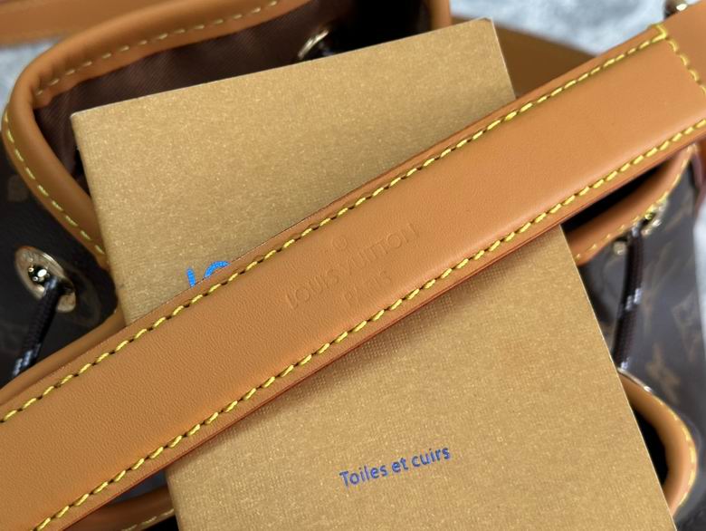 M14017 24X16X22cm WP 7