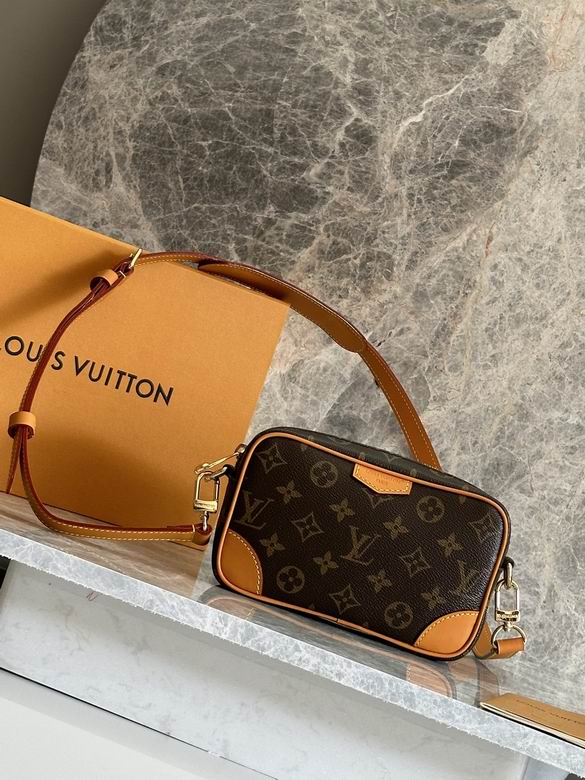 M14058 13X6.5X20cm WP 0