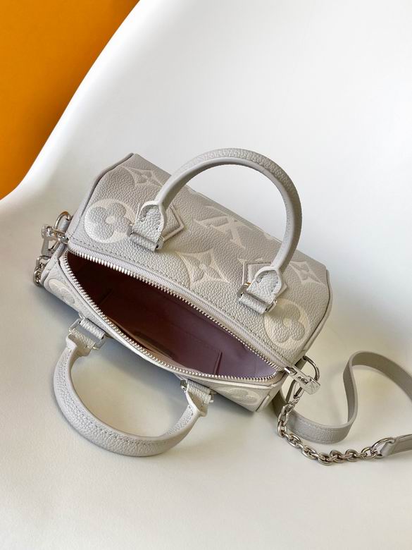 M14207 20.5X13.5X12cm WP 6