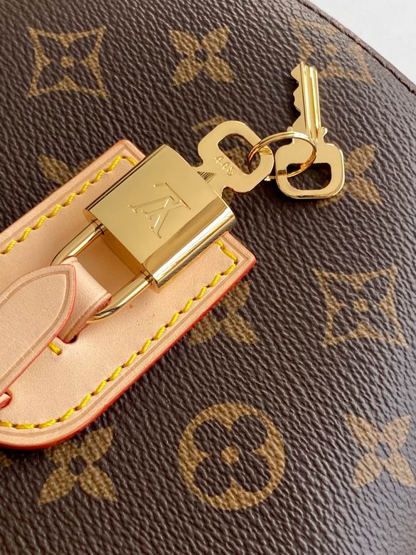 M14680 12X18X7cm WP 4