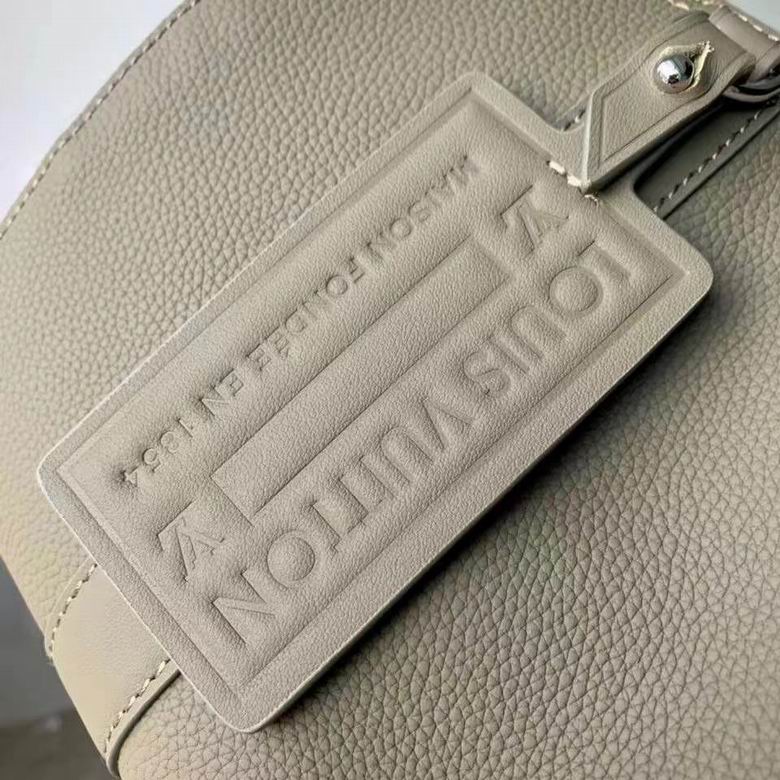 M21437 27X17X13cm WP 4