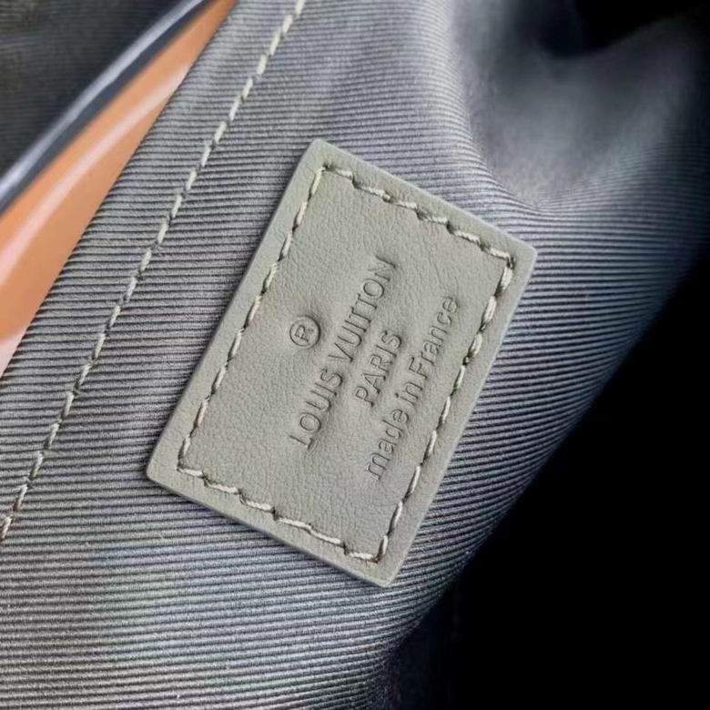 M21437 27X17X13cm WP 8