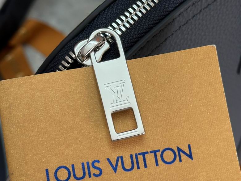 M21440 39X29X7cm WP 6