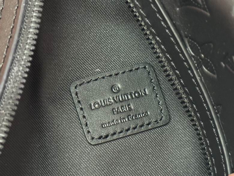 M21890 20X42X6cm WP 8