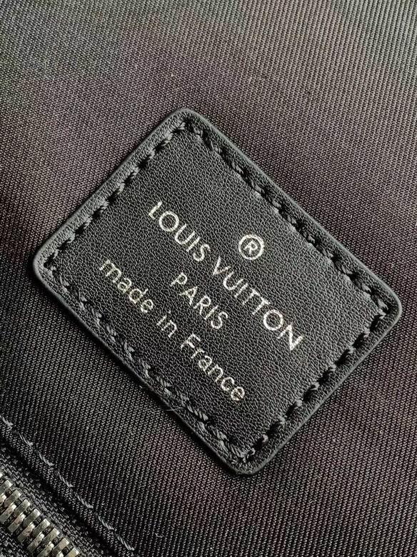 M24326 38X44X21cm WP 8