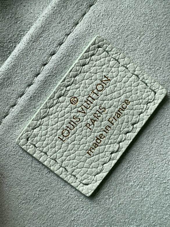 M24605 18X12.5X11cm WP 8