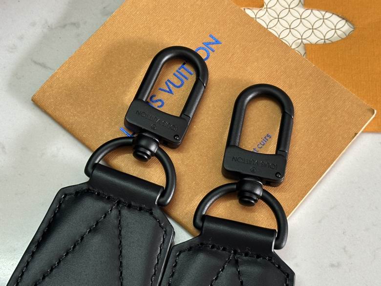 M24769 22X16.5X7cm WP 7