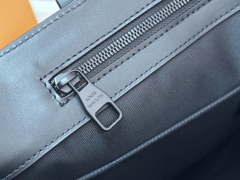 M24786 41X33X14cm WP 7