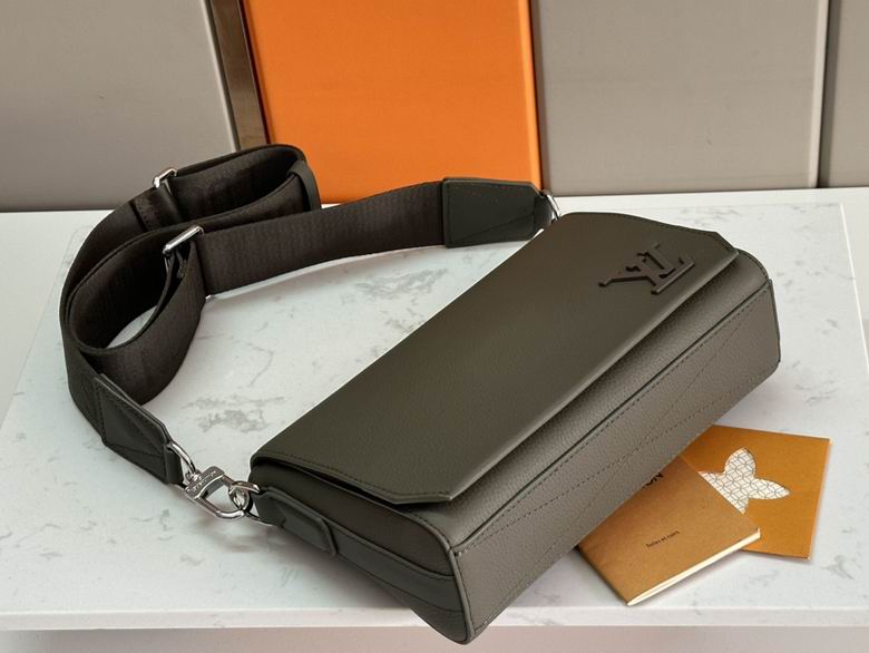 M25125 22X16.5X7cm WP 3