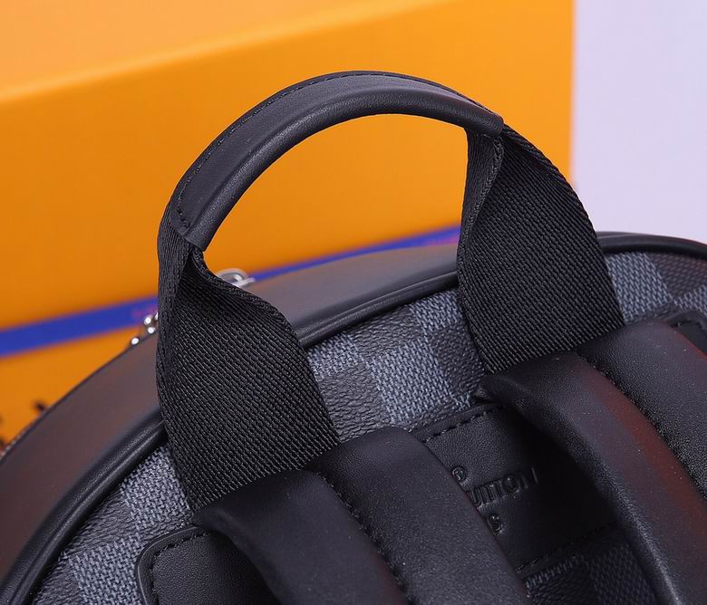 M40365 32X40X13cm WP 4