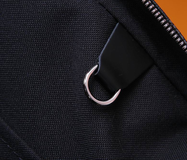 M41125 41X31X7cm WP 7