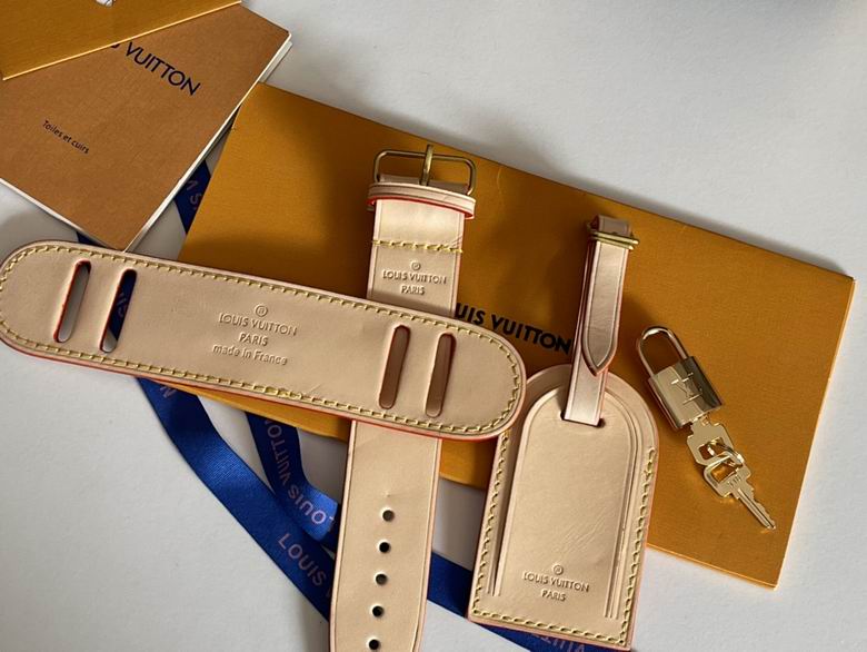 M41416 50X27X20cm WP 4