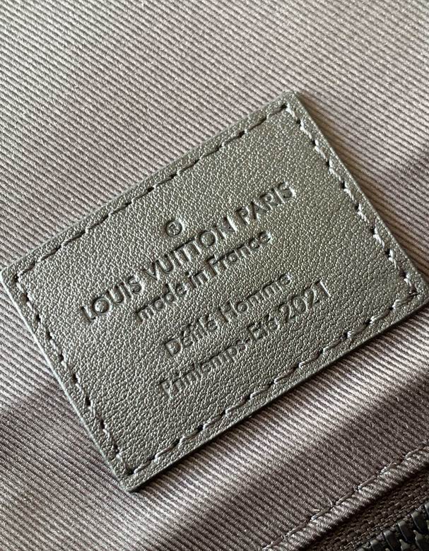 M45617 41X48X13cm WP 8